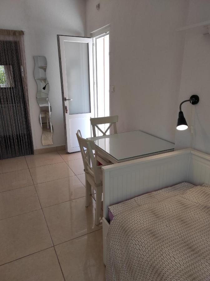 Lemon Apartment - Zupanska Ulica 21 بولا المظهر الخارجي الصورة