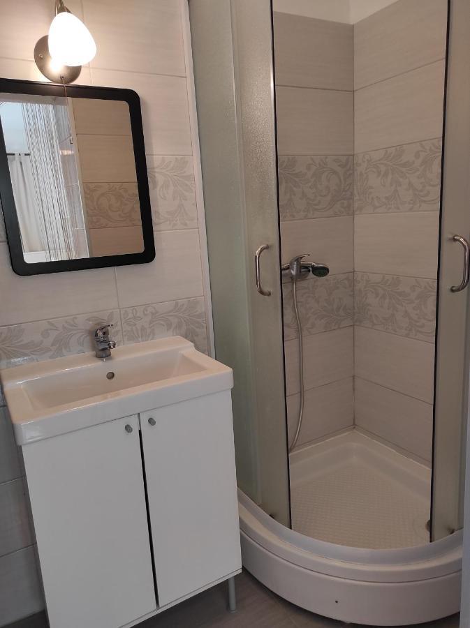Lemon Apartment - Zupanska Ulica 21 بولا المظهر الخارجي الصورة